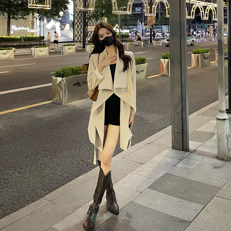 FOURDATRY����ɫ����Ů2025�����¿�С���Ӻ������ϵ�����ж̿����״��� ������ XL 209.98Ԫ