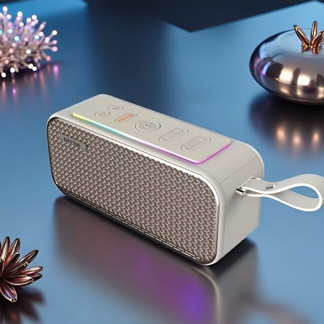 第一眼柏林之声重低音蓝牙音箱高音质无线音响有线桌面台式电脑家用低音炮笔记本插卡大功率户外男生礼物 米白色【标准版】4000mAh电池+蓝牙5.3 【3单元重低音+幻彩节奏灯】