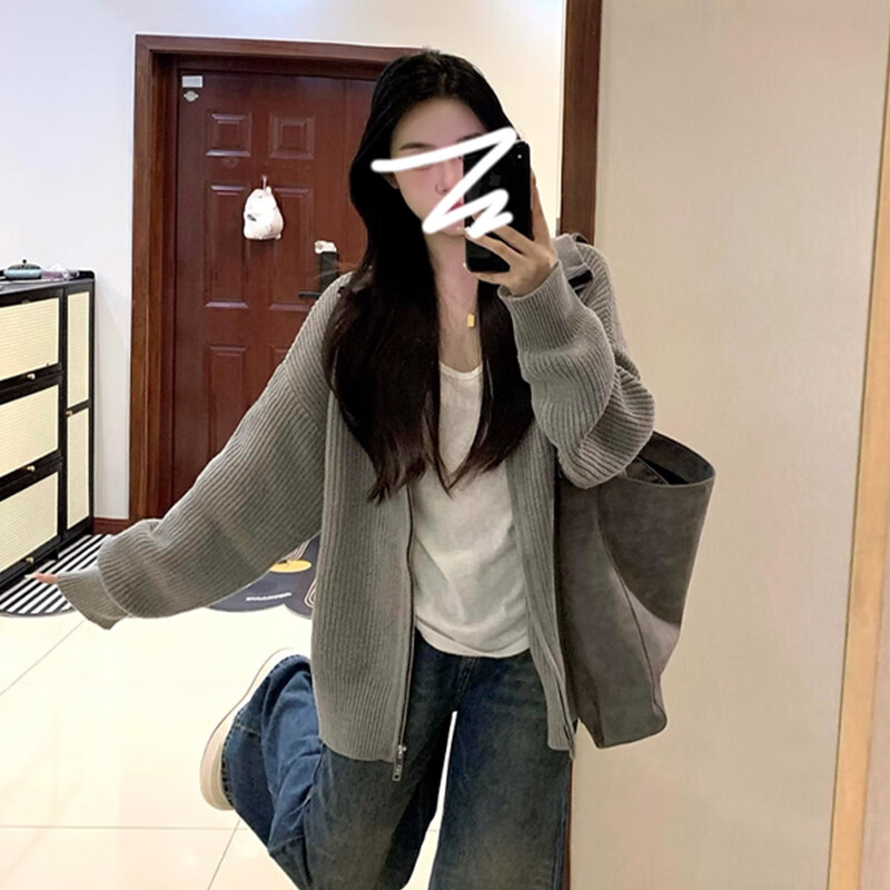相伊恋人针织衫女秋冬2025新款开衫外套可外穿宽松显瘦拉链毛衣小香风上衣 米灰色【韩系复古抗起球】 均码 【适合80-140斤】
