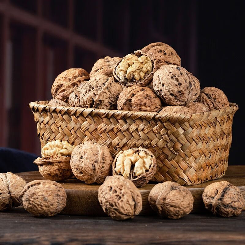 2025新货干核桃古树薄皮原味云南核桃不漂白不添加生核桃 精选古树核桃5斤（送夹子）