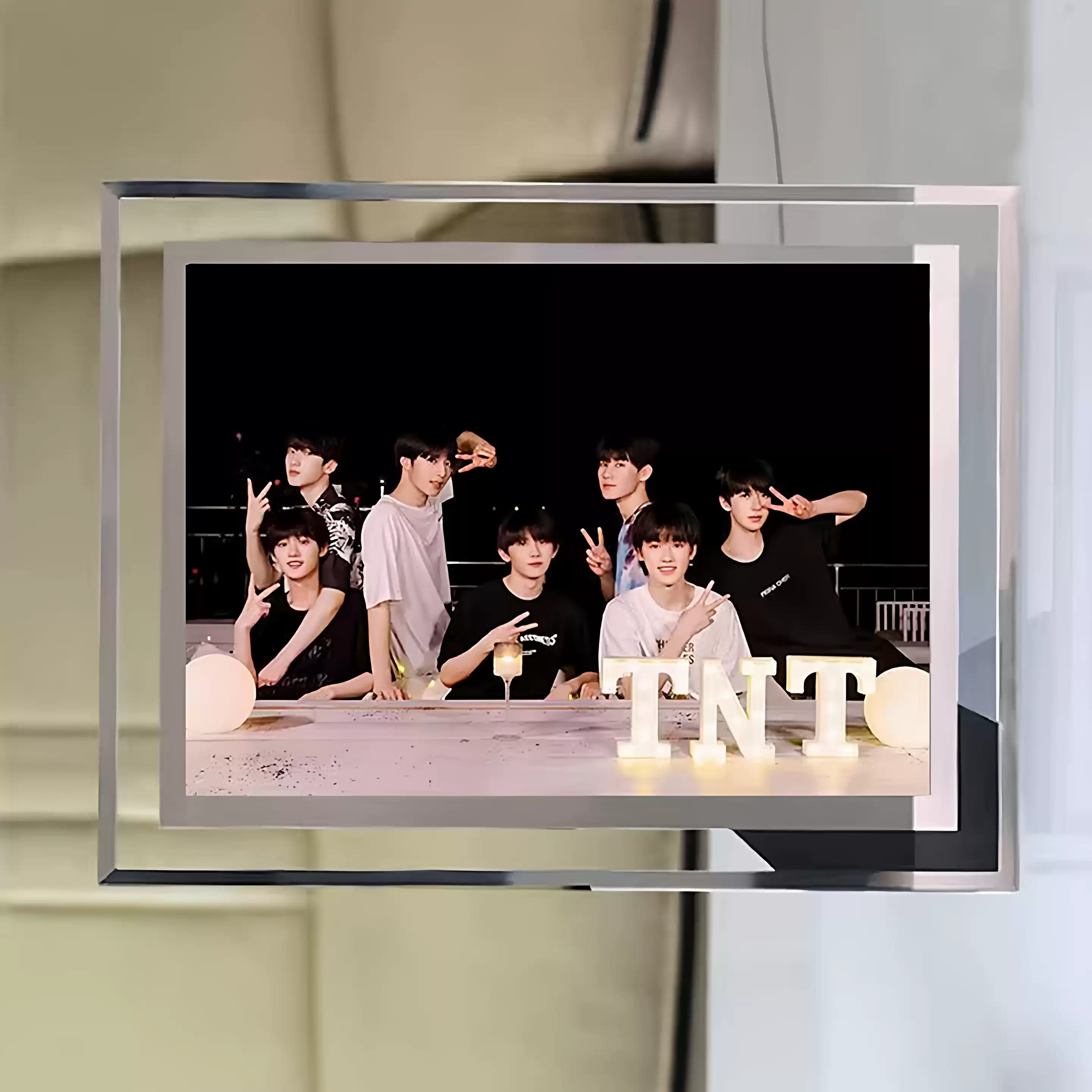 vjy时代少年团tnt水晶玻璃相框摆件宋亚轩周边海报照片生日礼物女生