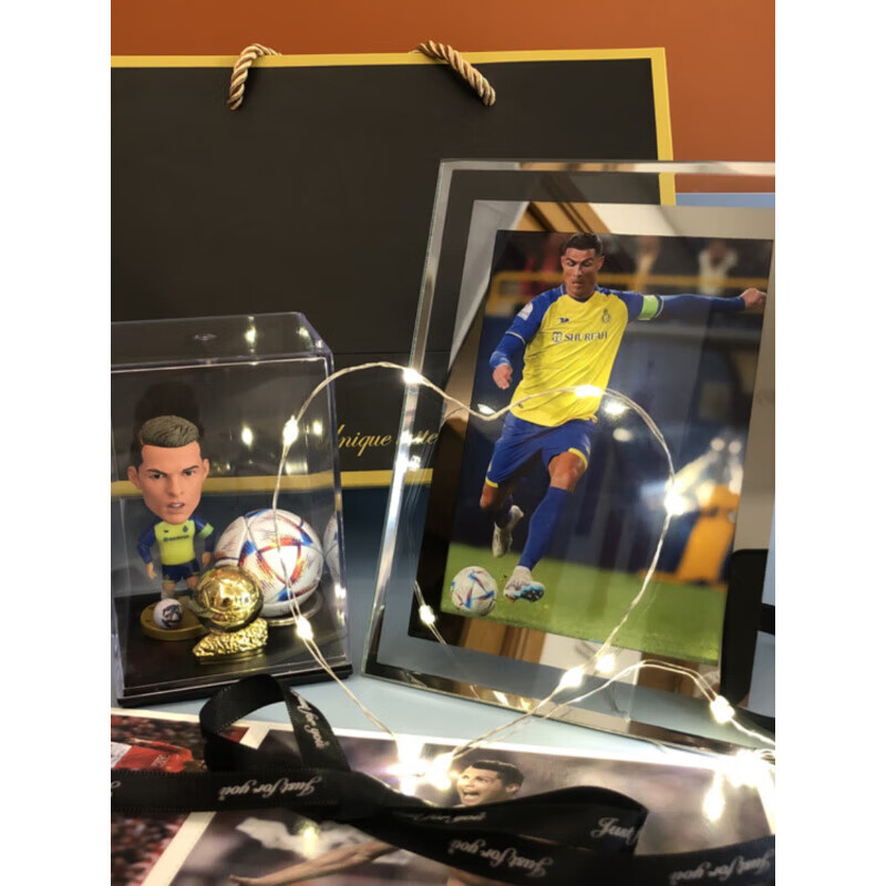 梦京鱼足球礼物送男生礼盒哈兰德梅西C罗姆巴佩玩偶摆件励志纪念品 因扎吉+欧冠杯+足球+展示盒