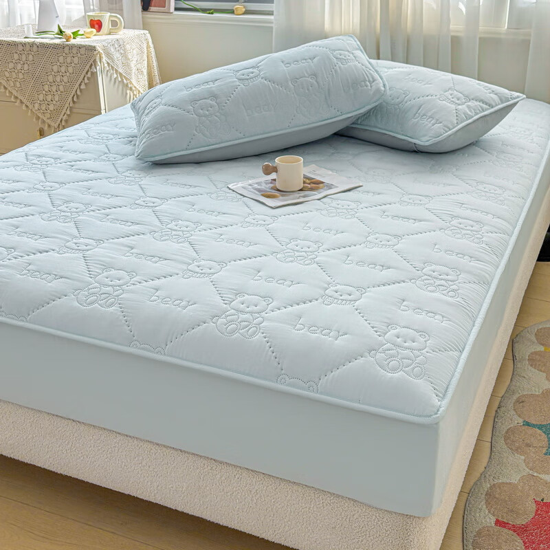 雅鹿加厚夹棉床笠防尘绗缝床罩三件套隔脏床盖床垫保护套床上用品 小熊夹棉床笠-天空蓝【蓬松柔软 四季通用】 150*200cm单床笠