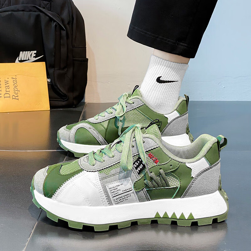真维斯（Jeanswest）男鞋运动鞋潮流板鞋百搭解构风透气休闲鞋子男阿甘鞋 绿色 39