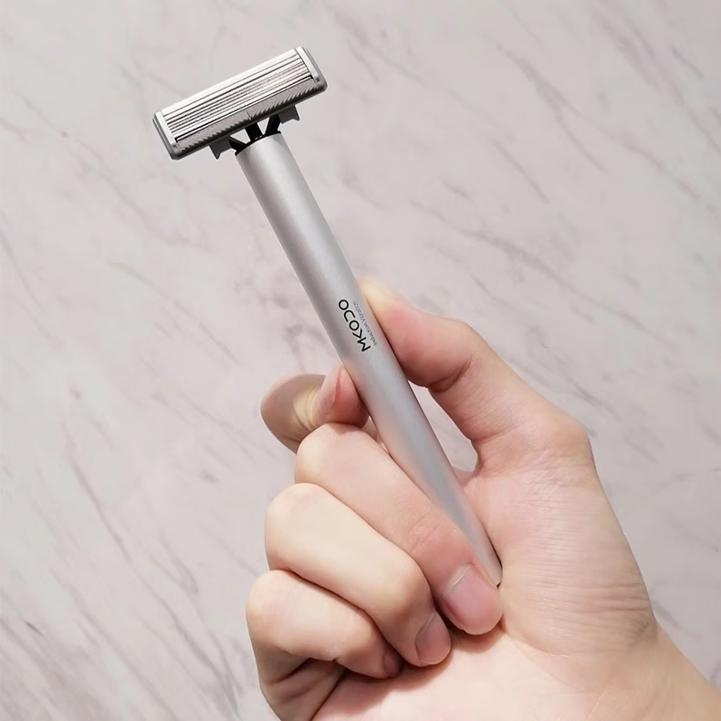 麦科多（mkodo）振感手动剃须刀刮胡刀男士剃胡刀进口刀头生日纪念日节日礼物送老公送父亲送男生朋友礼盒装 T1青春版（4件套）