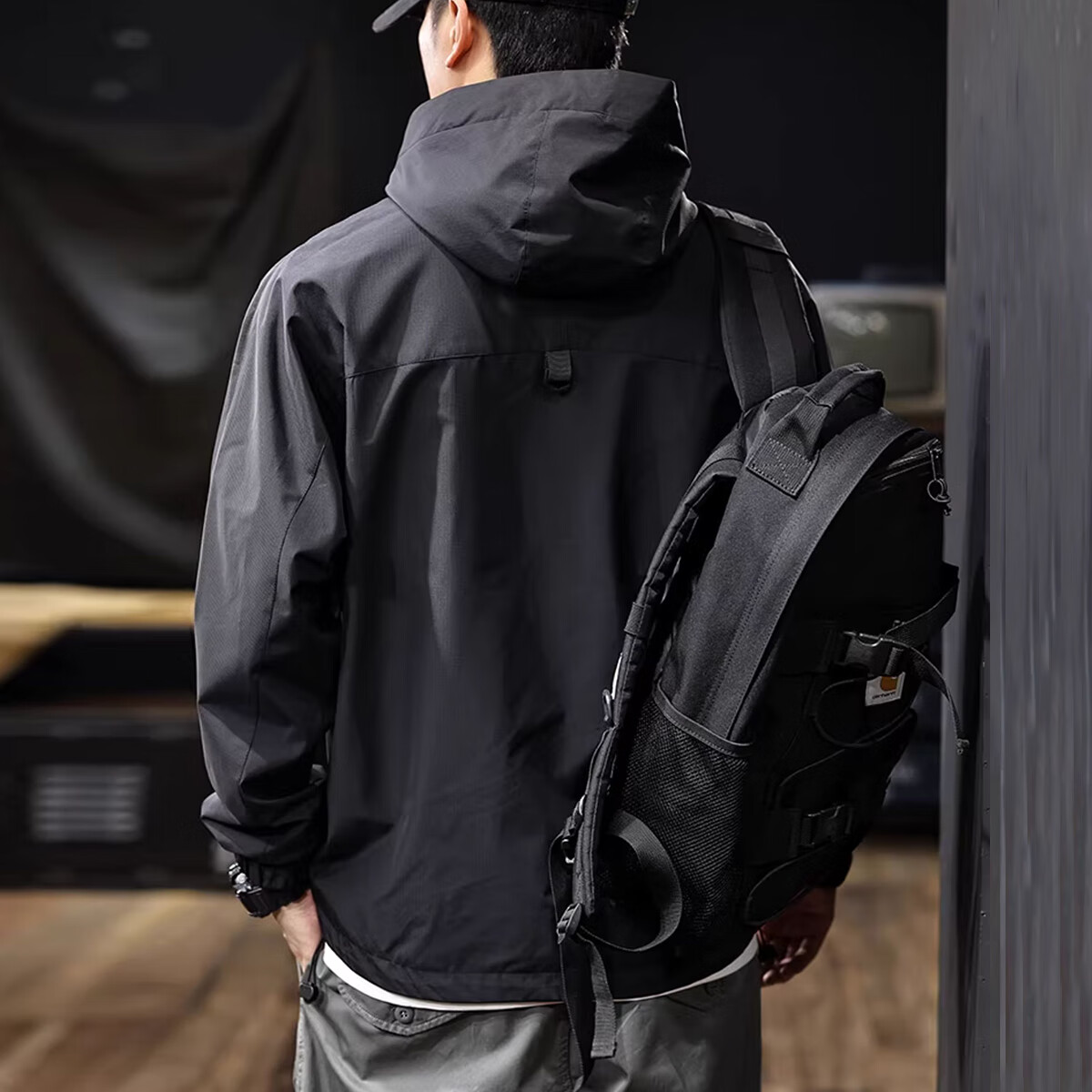 新百伦2026春季新款高端冲锋衣外套男潮牌户外运动夹克男士工装上衣 黑色加棉 加厚 L 码【建议125-145斤】