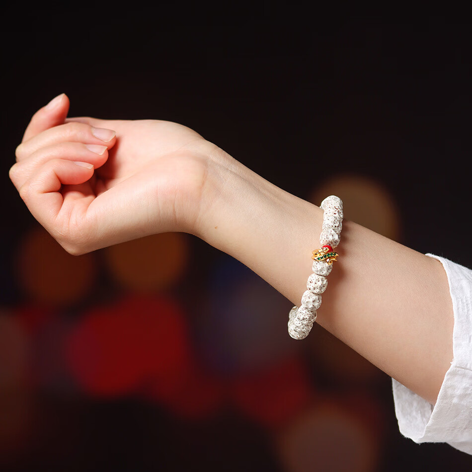 海南原生态星月菩提子手串手链男女精工雕刻凹面无相鸡油黄顺白珠 无相蛇环款