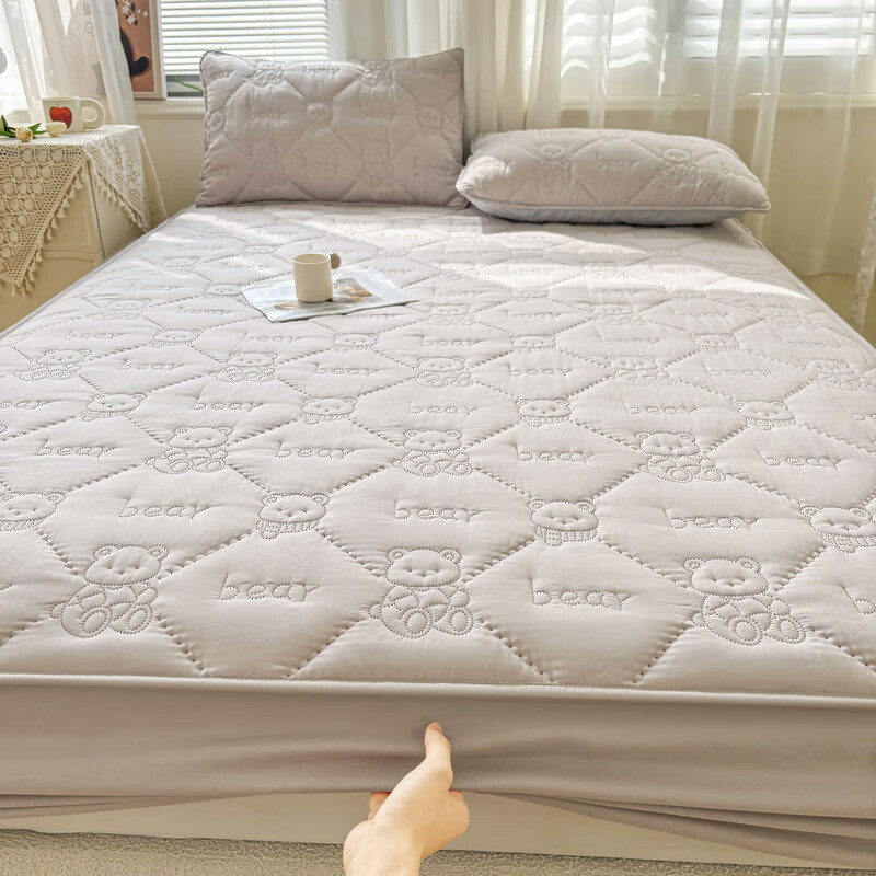 雅鹿加厚夹棉床笠防尘绗缝床罩三件套隔脏床盖床垫保护套床上用品 小熊夹棉床笠-山灰【蓬松柔软 四季通用】 180*200cm单床笠