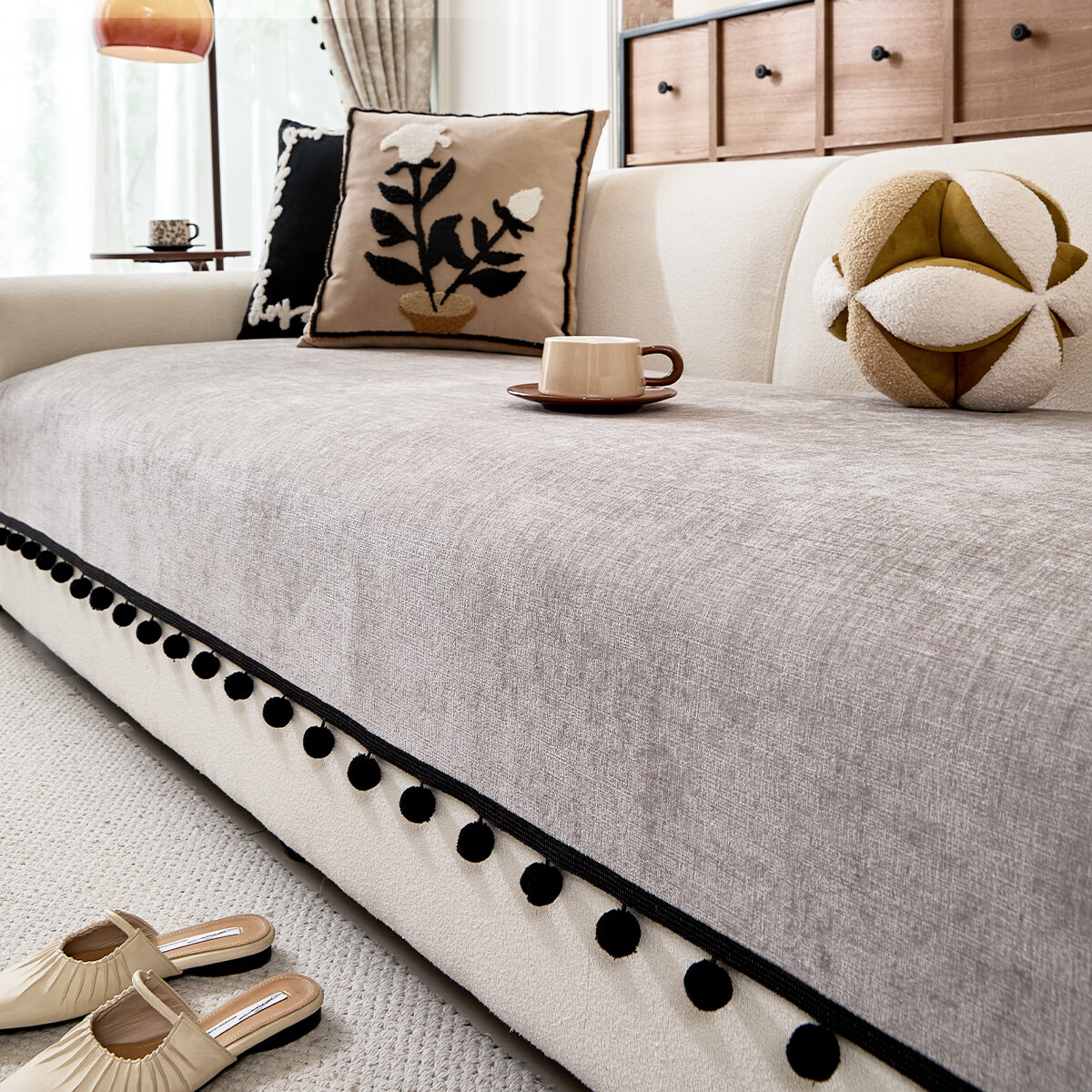 无印良品沙发垫四季通用中古风沙发坐垫高级感沙发座垫防滑皮沙发专用垫 珠眠-灰色【优质雪尼尔 亲肤透气不起球】  110*240cm（大三人位/四人位）