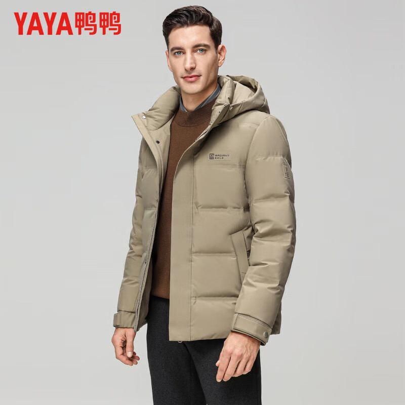 鸭鸭（YAYA）羽绒服男连帽短款厚款高蓬松保暖2025冬季新款中青年休闲百搭外套 卡其色 XL 180【建议140-160斤】