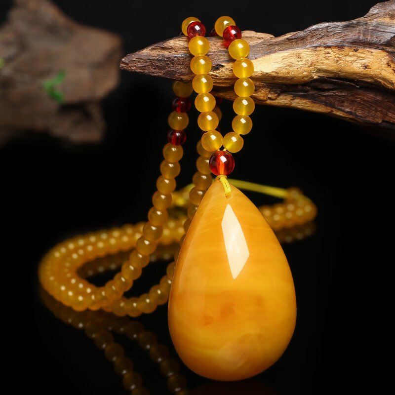 水滴蜜蜡琥珀吊坠老蜜蜡水滴项链2025新款长款小众 A款无事牌吊坠【+挂绳证书】