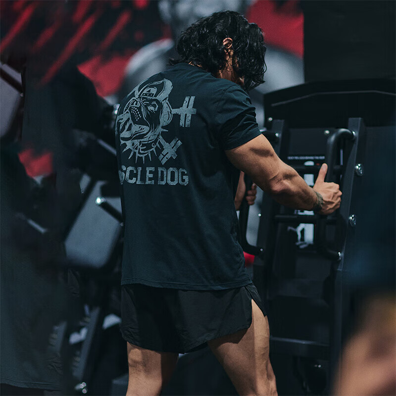 MUSCLE DOG肌肉狗 运动T恤男2025新款轻量7A抗菌皮UPF50印花短袖健身训练服 深灰色 3XL
