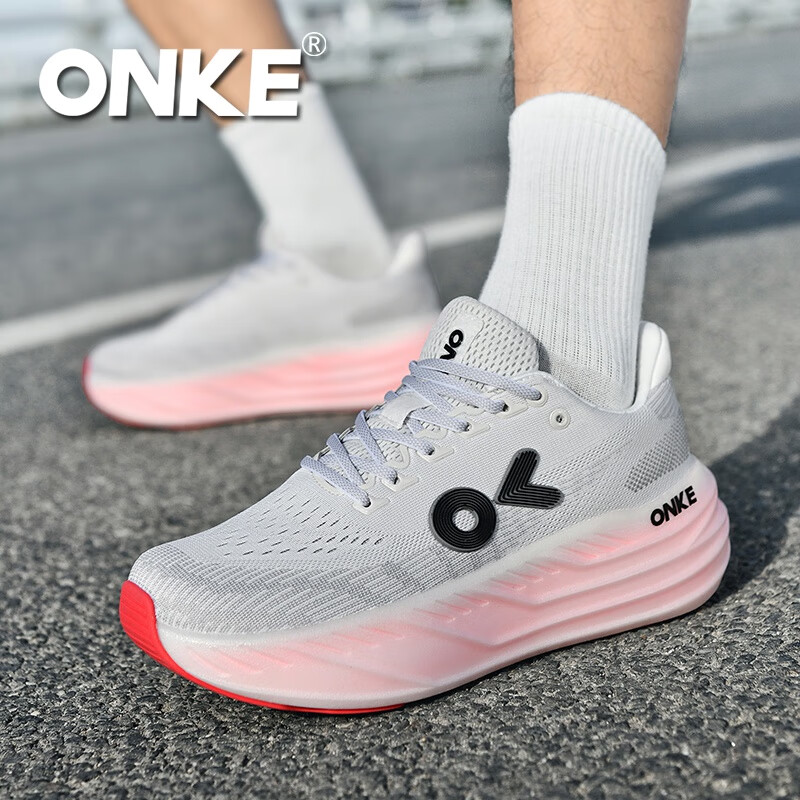 ONKE德国欧克跑步鞋男女款轻便透气厚底缓震防滑耐磨百搭休闲跑步鞋男 赛博红 38