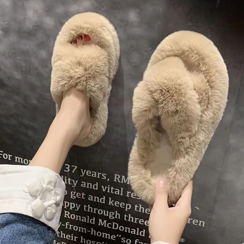 清洁JTT 黑色交叉毛毛拖鞋 36-37