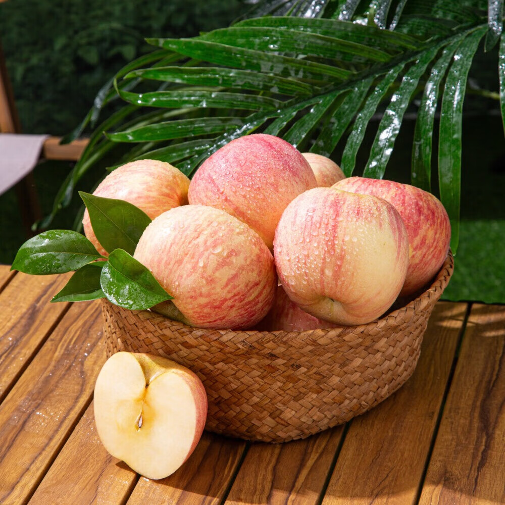 富贵妃正宗红富士苹果新鲜水果16枚大果礼盒装节日送礼源头直发顺丰上门 【高档礼盒】16枚装