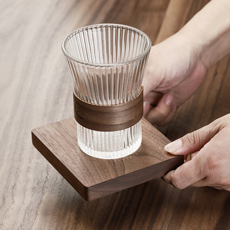 LIUIUSU黑胡桃木加厚杯垫 日式方块实木茶杯垫整块带底座收纳加厚摆台 特厚正方形1片（10*10*2cm）