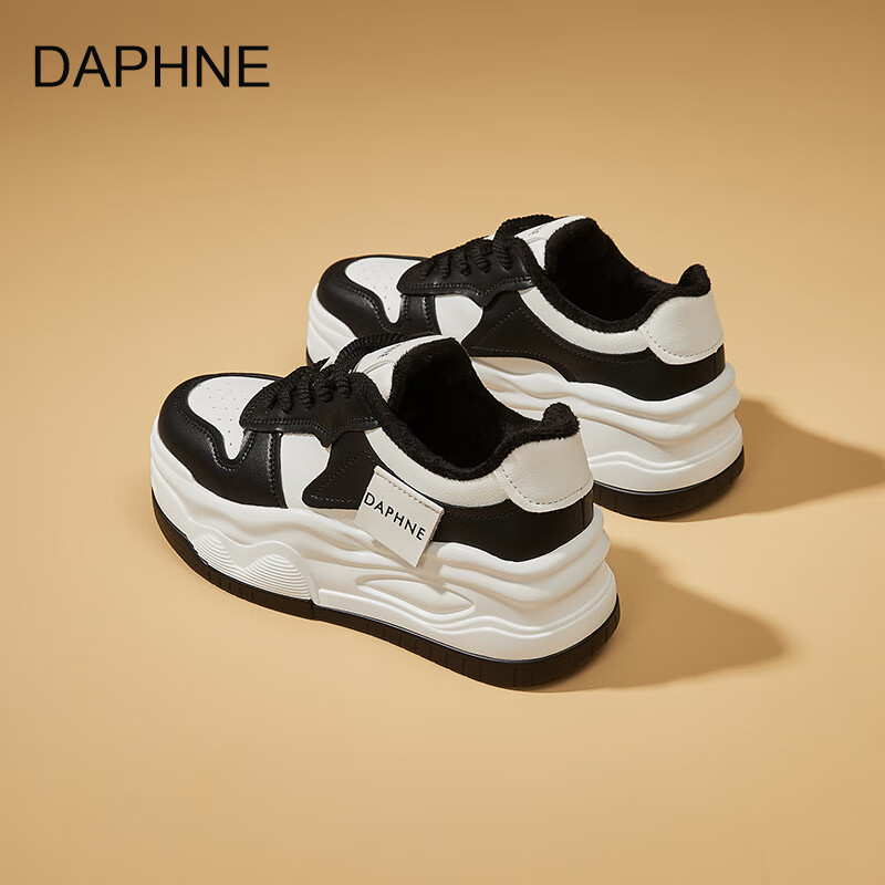 达芙妮厚底保暖加绒小白鞋女2025秋冬新款百搭增高松糕休闲防滑板鞋 白黑色加绒款 【保暖加绒-秋冬百搭】 36