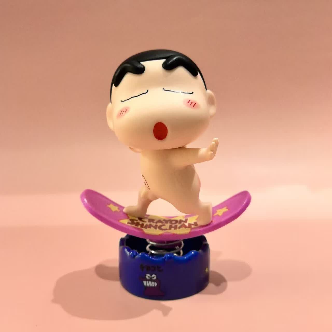 蜡笔小新潮玩手办洗澡冲浪小新小葵桌面摆件玩具装饰男女生日礼物 摇摇乐粉色色滑板小新12CM 京东折扣/优惠券