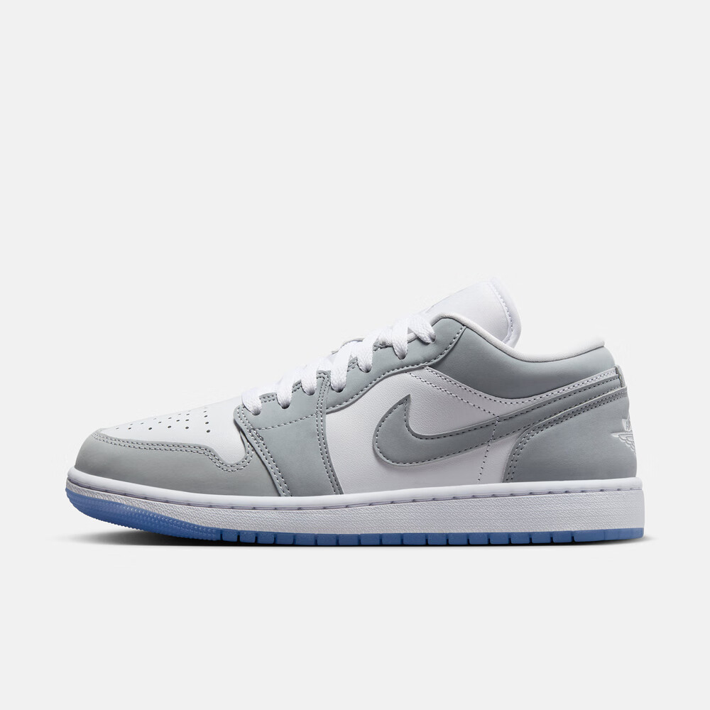 耐克（NIKE）女鞋WMNS AIR JORDAN 1 运动训练篮球鞋DC0774-105 DC0774-105 39