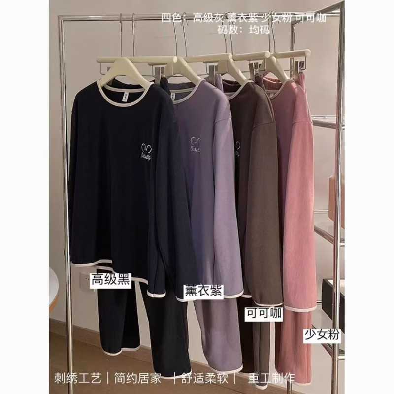 巴洛莲 BORORAM秋冬季新款睡衣女德绒保暖打底简约长袖套头可外穿休闲家居服套装 CF911棕色米奇 M 建议80-100斤