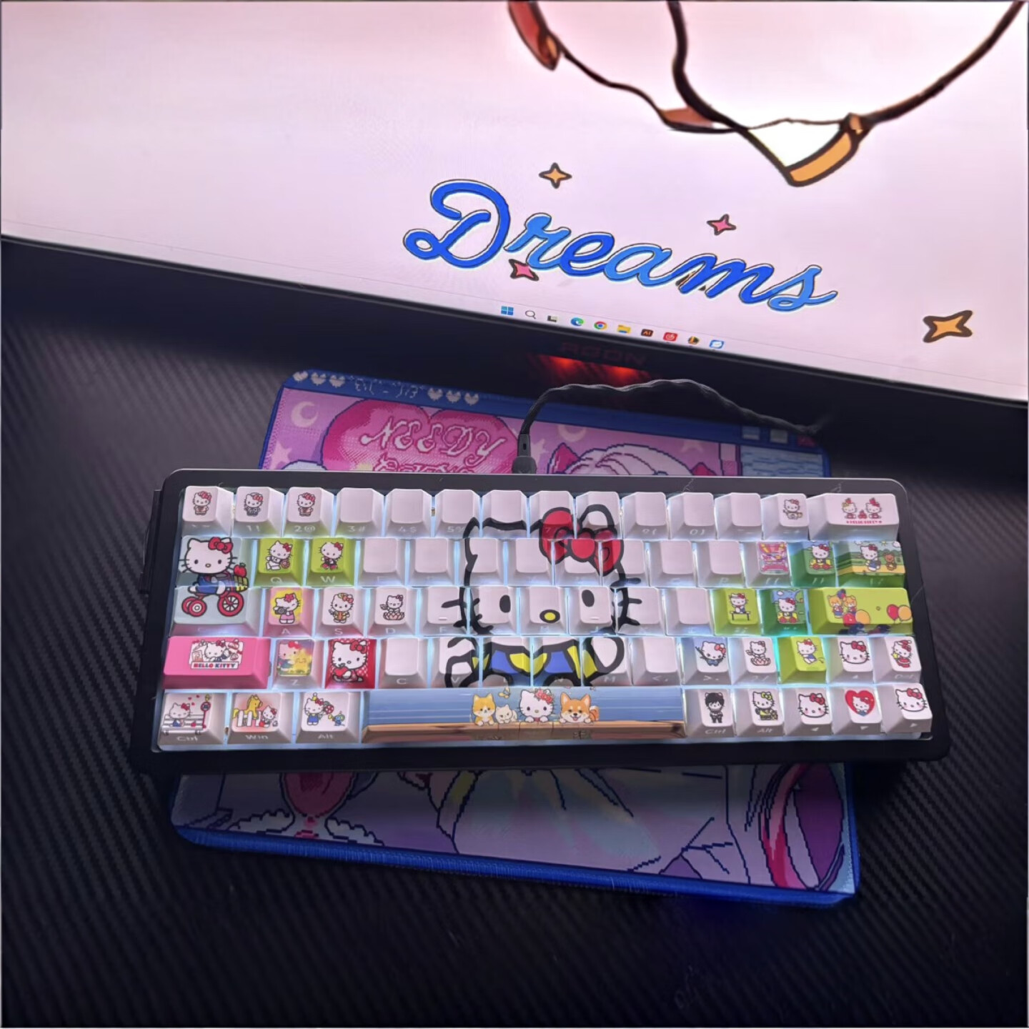 HelloKitty多色键帽侧刻透光wootingez63made68美加狮ev63 atkvgn艾石头小蜜蜂ace68win 白色侧刻透光适配到87键，发全套