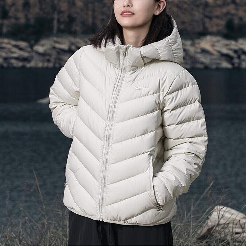 耐克（NIKE）羽绒服女装2025冬季新款户外防风连帽休闲运动服夹克保暖鸭绒外套 HV5106-072 M