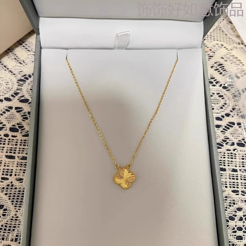 简约金色四叶草吊坠项链精致冷淡风个性锁骨链小众设计颈链新款潮 金色四叶草项链