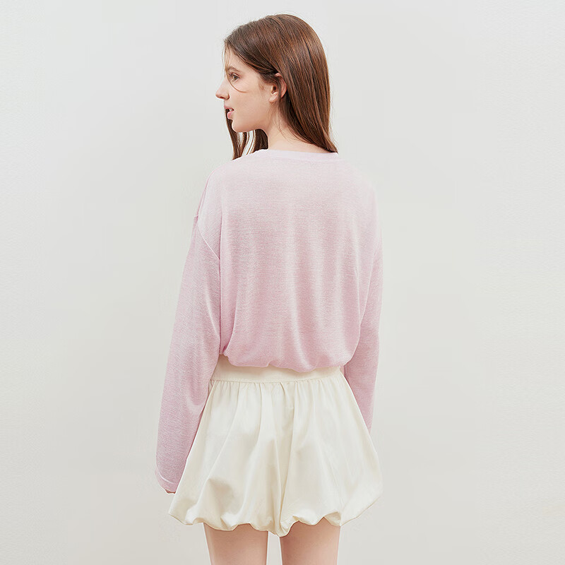 乐町清甜花体字母印花简约落肩长袖T恤 卡里尼亚粉(现货) L