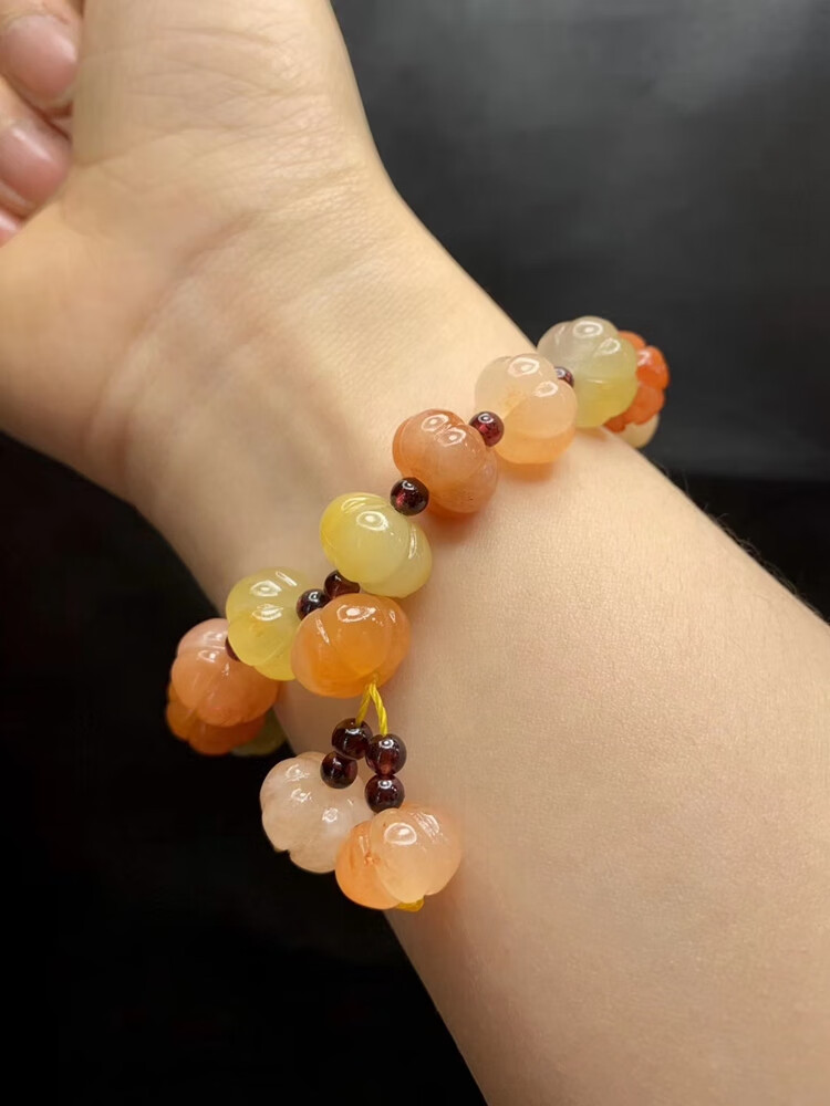 岑枫 玉彩玉女款冰种南瓜玉手链玉石女士 大南瓜珠(正常手腕70%)