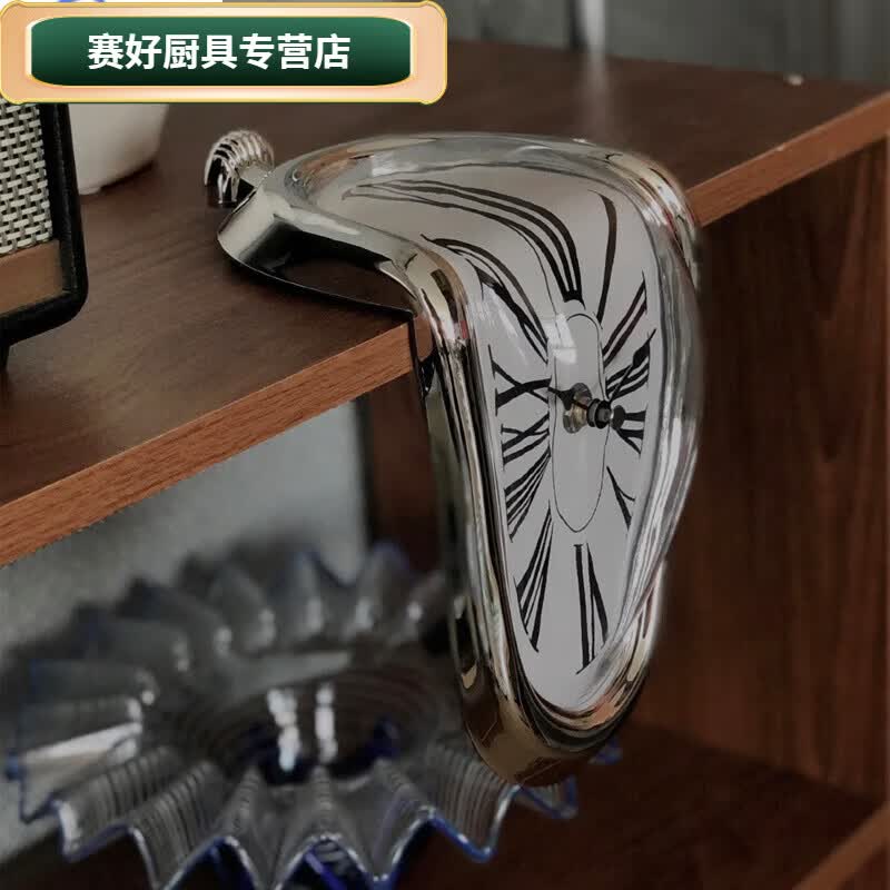 荣淘达利的时钟 西班牙达利融化扭曲钟表抽象艺术记忆的永恒桌 银色