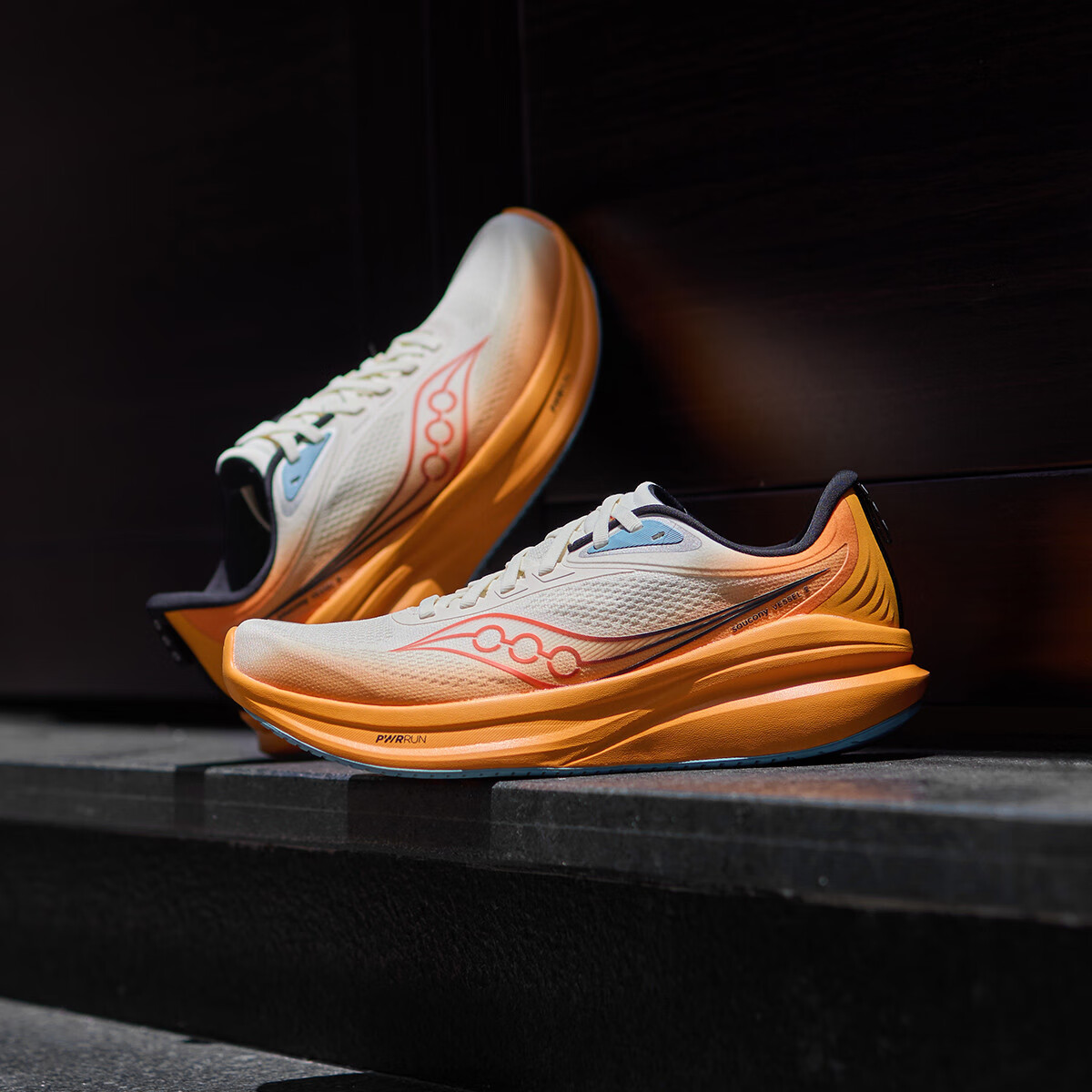 索康尼（SAUCONY）VESSEL威途2情侣款运动专业缓震稳定舒适低帮跑鞋 米桔（建议拍大半码至一码） 35.5