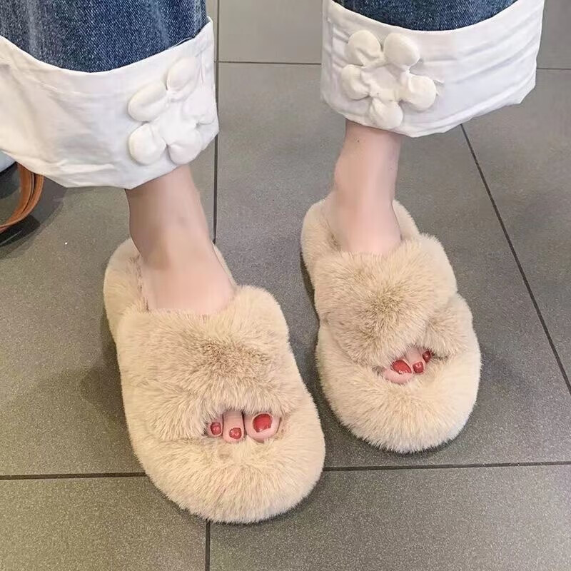 清洁JTT 黑色交叉毛毛拖鞋 36-37