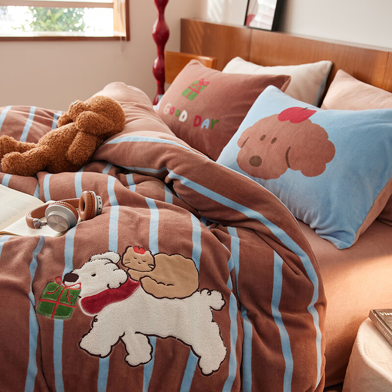 多喜爱（Dohia）牛奶绒四件套冬季加厚保暖双面绒床品床单被套保暖绒三件套小邮差 梦境小邮差 - 刺绣款暖暖绒套件 1.8米床 床单款 （被套230*229cm） 