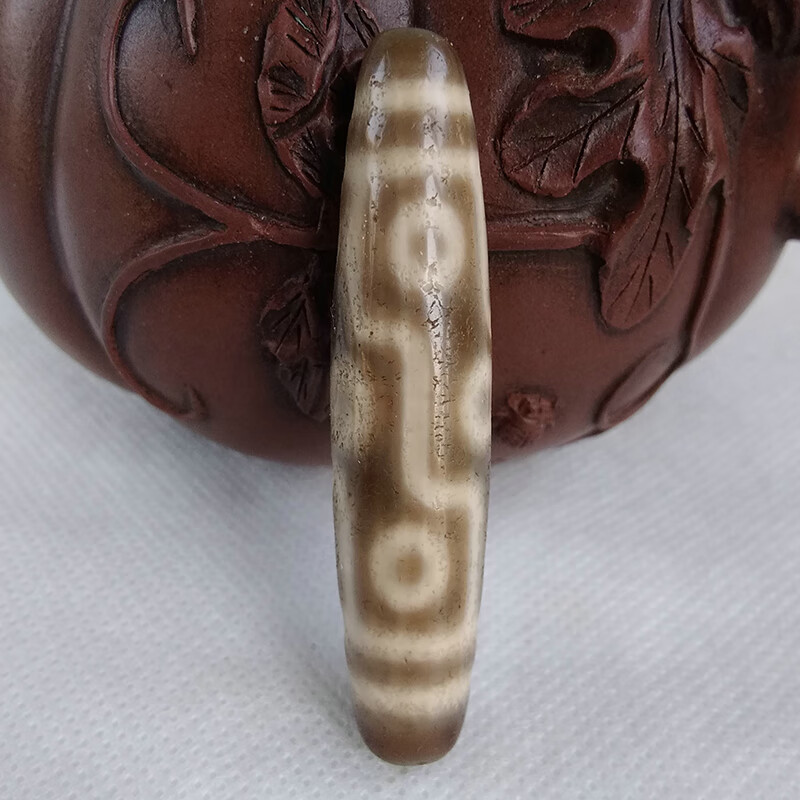 奥音S藏传玛瑙牙黄九眼老天珠真老无做旧高级民族风项链吊坠