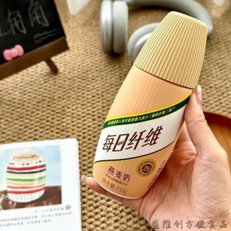 痴宴每日纤维燕麦奶 蒙牛原味谷物饮料PET瓶250g/15瓶 8月产蒙牛每日纤维燕麦奶瓶250g15瓶