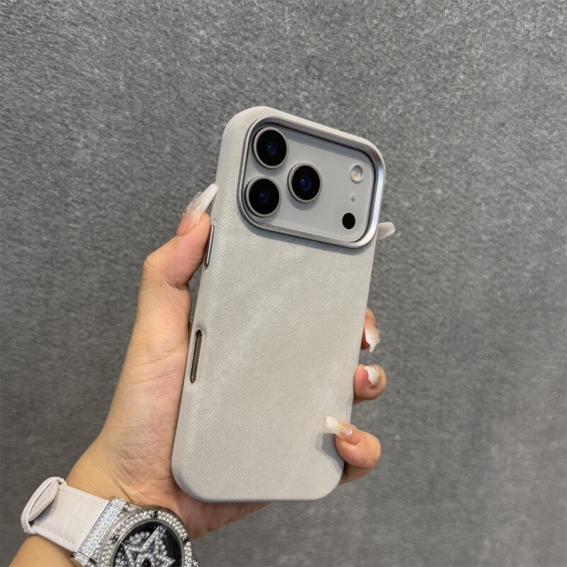 倍思创适用iPhone17ProMax法兰绒磁吸手机壳苹果16全包防摔17 Air保护套不沾指纹 红色【磁吸】 iPhone12