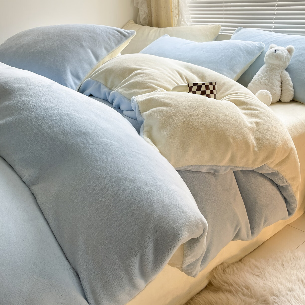 J.H.Longess 厚实保暖纯色双拼牛奶绒高克重秋冬加绒床上四件套 浅蓝+奶黄/LJR 1.8床 床单款 (被套200*230cm) 套件