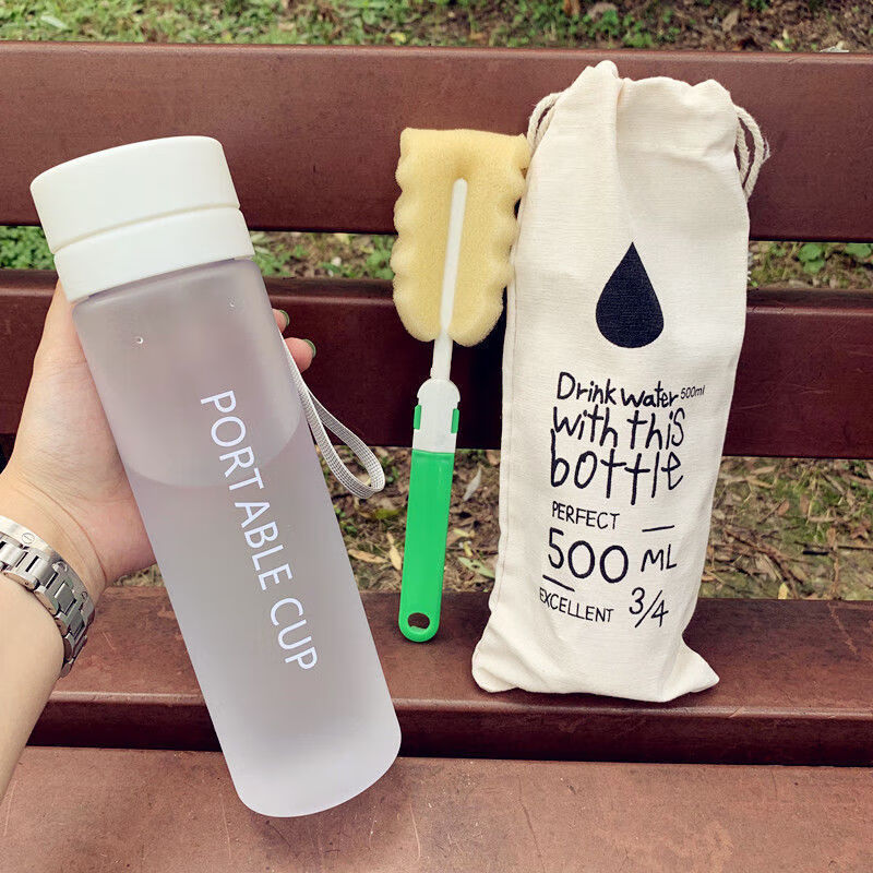 【甄选】高颜值耐摔耐高温太空杯简约便携塑料水杯男女学生运动杯 磨砂黑盖800ML(PC耐摔耐高 杯子