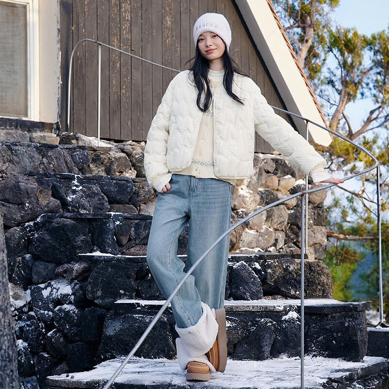 乐町小面包格外穿轻薄羽绒服女装2025冬季新款圆领短款内搭羽绒 云雾白（现货） M