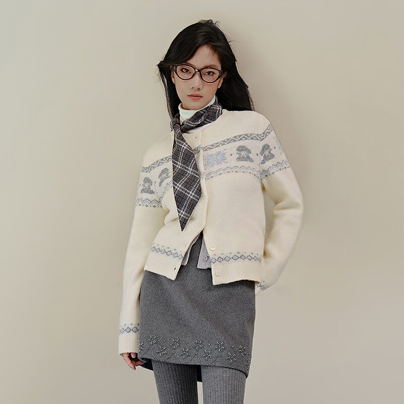 乐町【费尔岛】针织开衫女秋冬新款内搭上衣 云雾白（现货） L