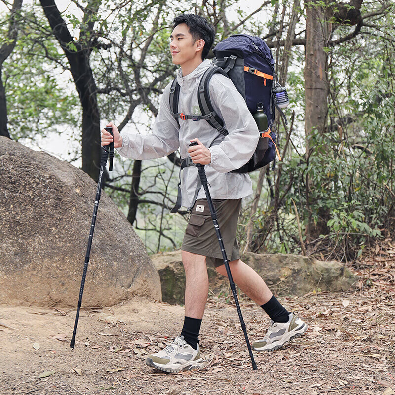 ���յ�ɽ�Ȼ���ͽ����ɽ���Я������ɽװ�����Ͻ���ȷ����� 2SA7D41 46.99Ԫ