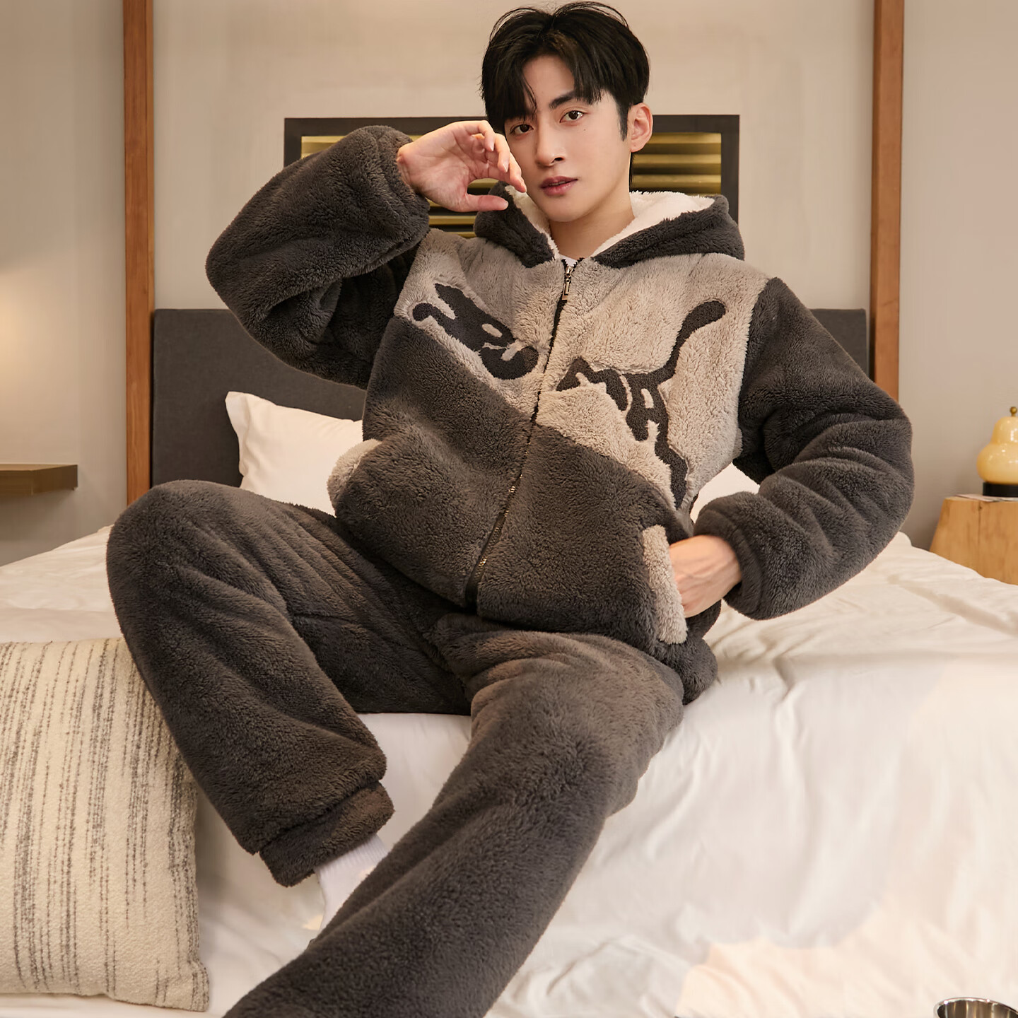 ���ڲ����������黰��ʿ˯���ﶬ��ɺ���޶�����޼Ӻ�ů����������п�Ҿӷ���װ 1314N��ĸ 2XL �и�175-180 ����145-17�� 118.86Ԫ