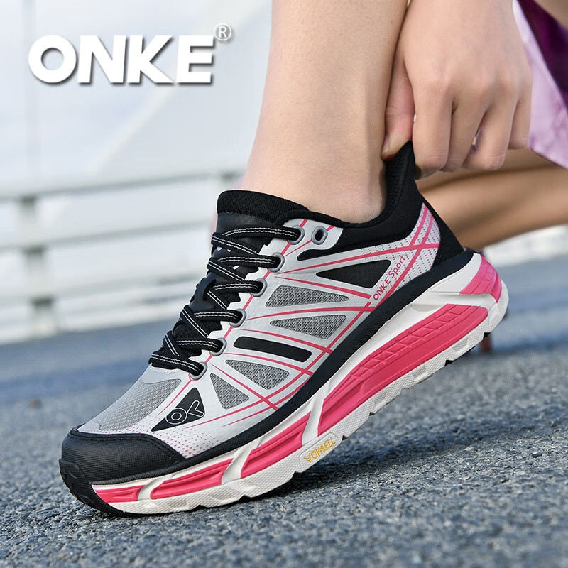 ONKE跑步鞋女春季新款轻便透气防滑减震男女鞋厚底增高耐磨运动跑步鞋 勃垦第红 38