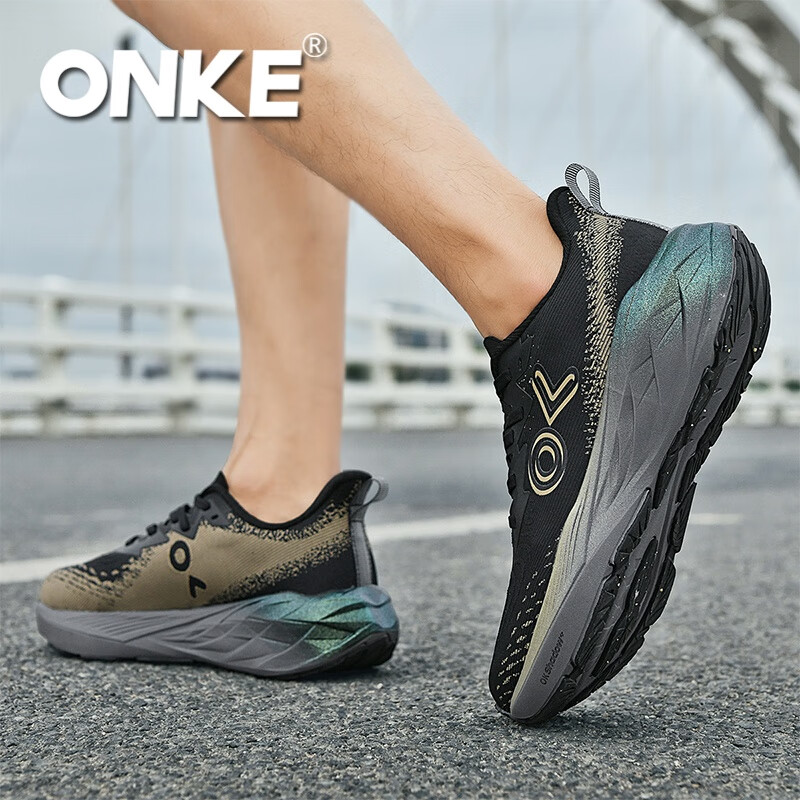ONKE德国运动鞋女春季新款网面透气情侣跑鞋软底减震运动户外跑步鞋男 铂金 42