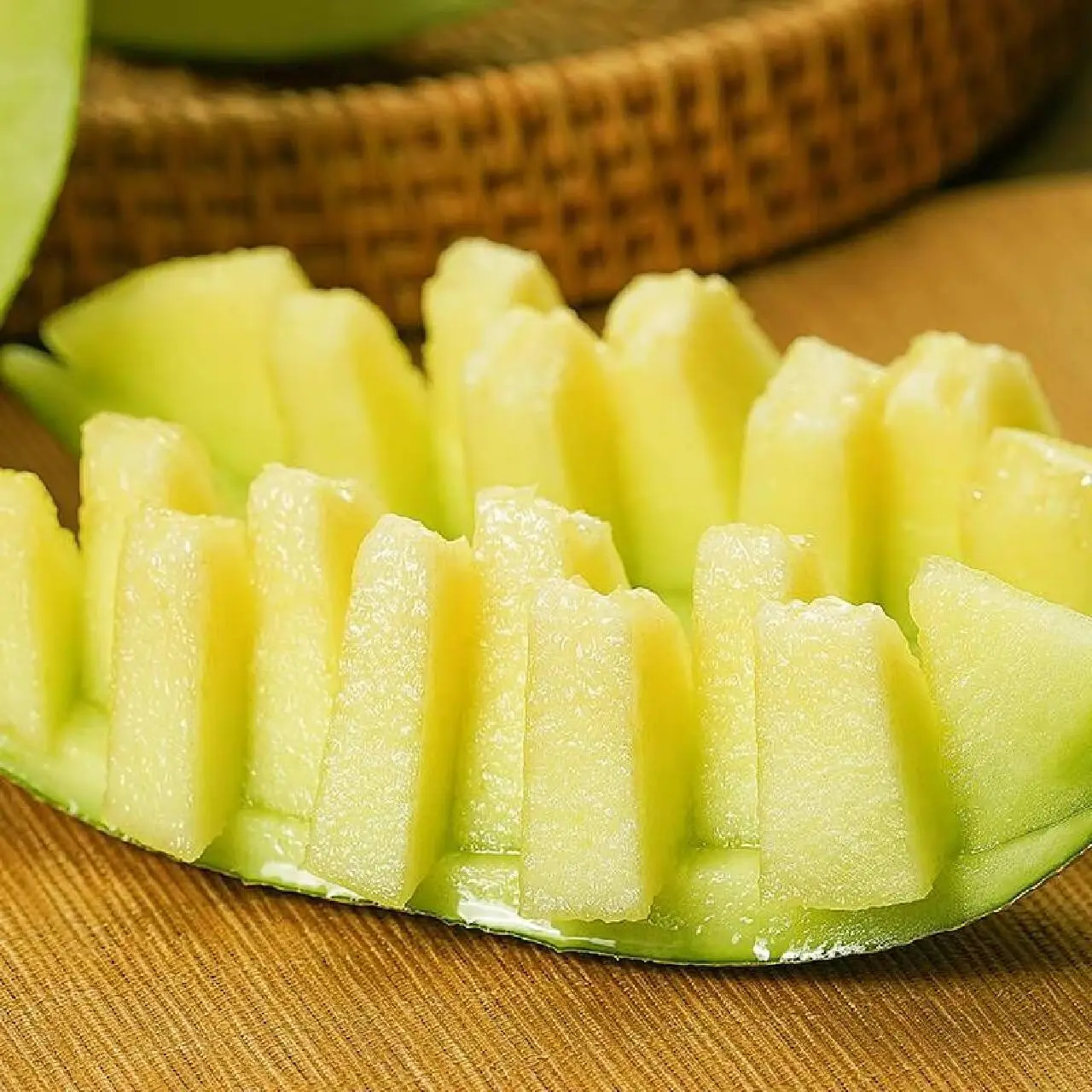 京鲜生海南网纹瓜 净重4-5斤 2粒网纹蜜瓜 生鲜水果 源头直发包邮