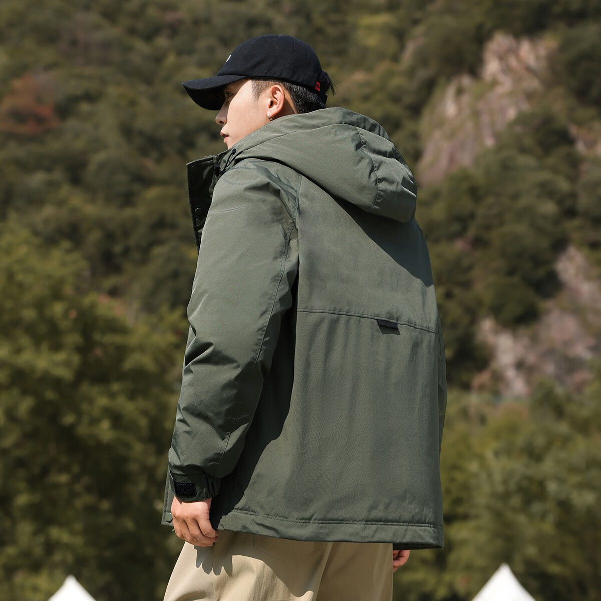 布衣传说防钻绒立领连帽山系蓬松保暖大口袋插肩袖登山工装休闲男式羽绒服 军绿 XL