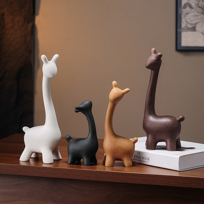 OYKTN中古风摆件小众高级感套装客厅玄关餐边柜酒柜法式家居陶瓷装饰品 三口之家-鹿摆件