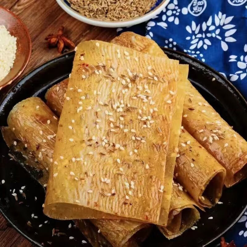 梦信五香辣皮儿时怀旧8090散装不辣纯手工五香辣条儿手撕手撕便宜100g