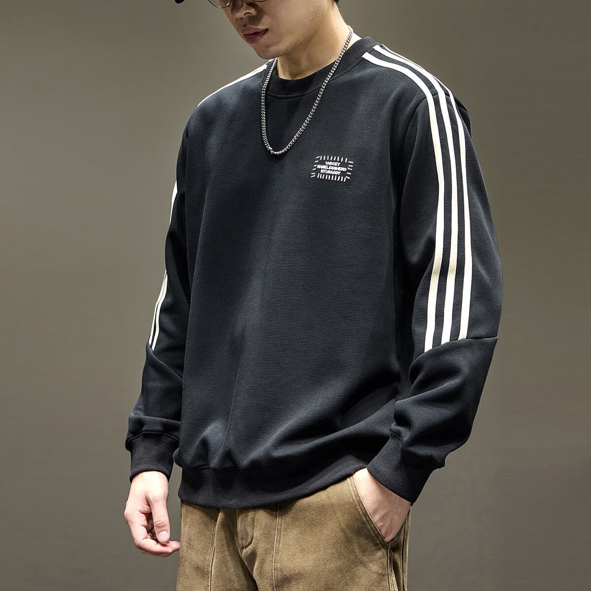 新百伦高端重磅卫衣男士春秋新款圆领长袖t恤潮流穿搭宽松外套男打底衫 1341黑色 常规 L 码【合适130-145斤】