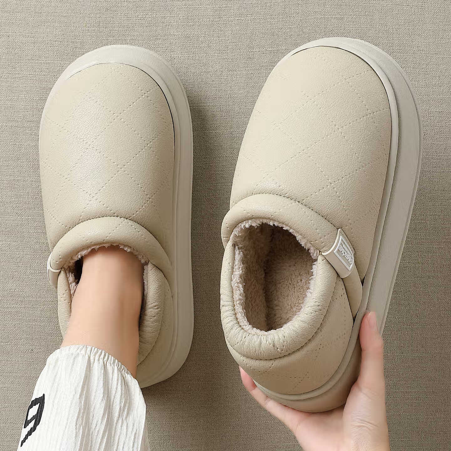 FZT包跟棉拖鞋女款2025冬季新款保暖防滑毛绒室内家居可外穿棉鞋男 米白色 36-37 适合35-36【内长230mm】